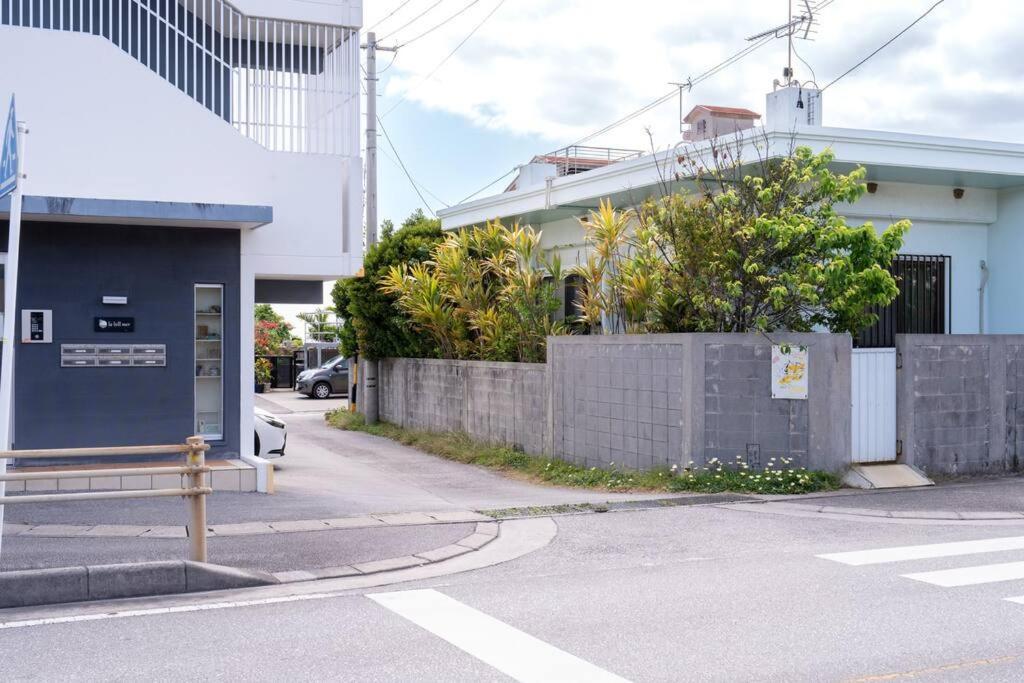 ヴィラ カエルラ Nago Exteriör bild